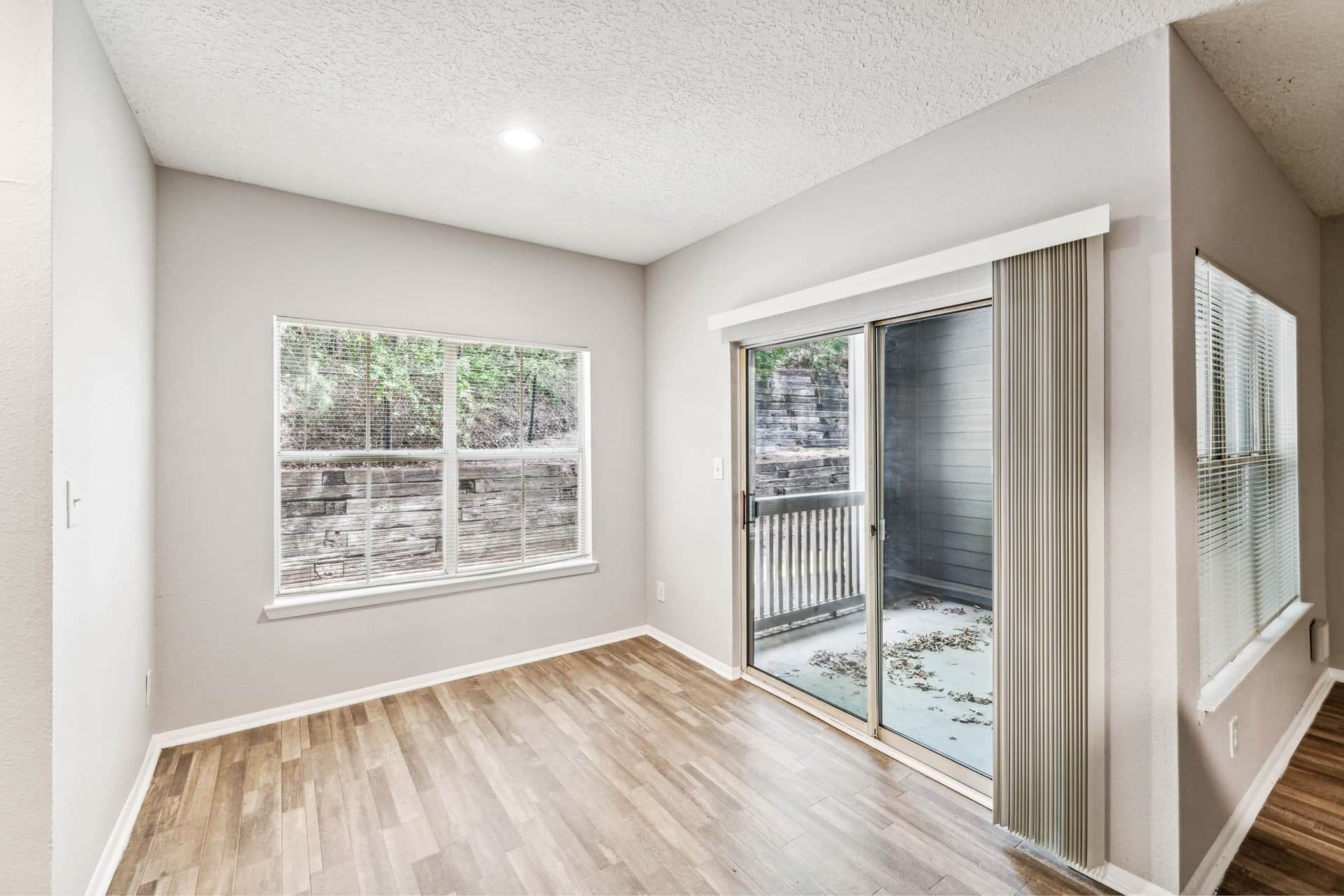 waterford-ceek-living-room-hw