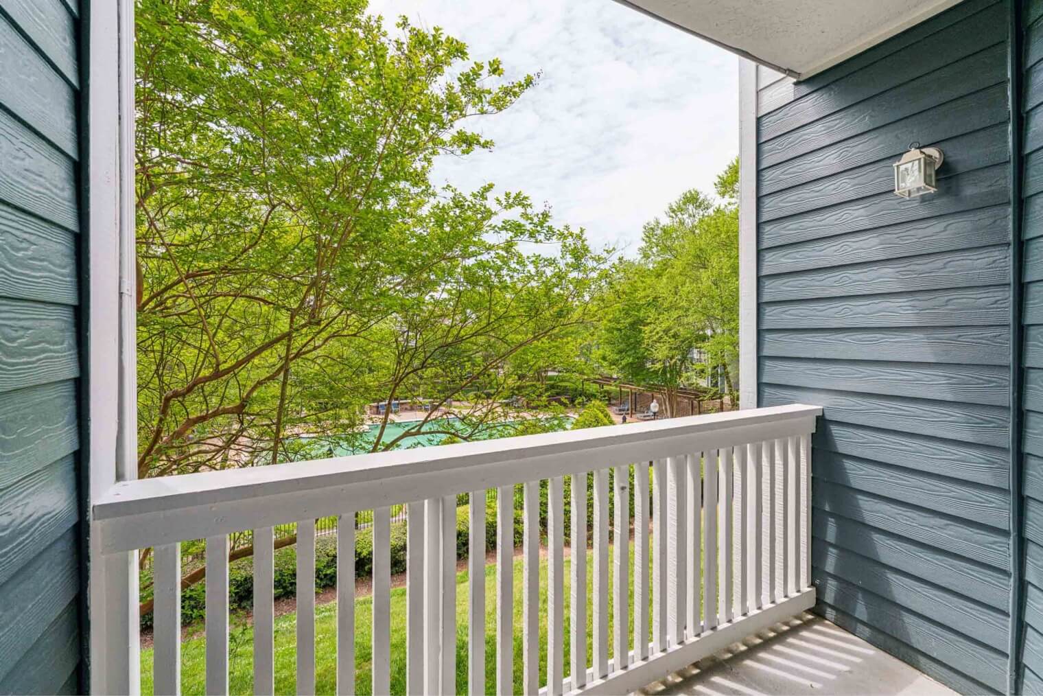 waterford-creek-balcony