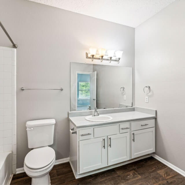 waterford-creek-bathroom-10