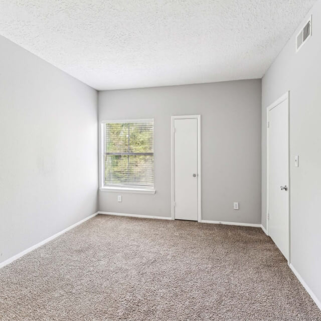 waterford-creek-apartments in charlotte-bedroom-12